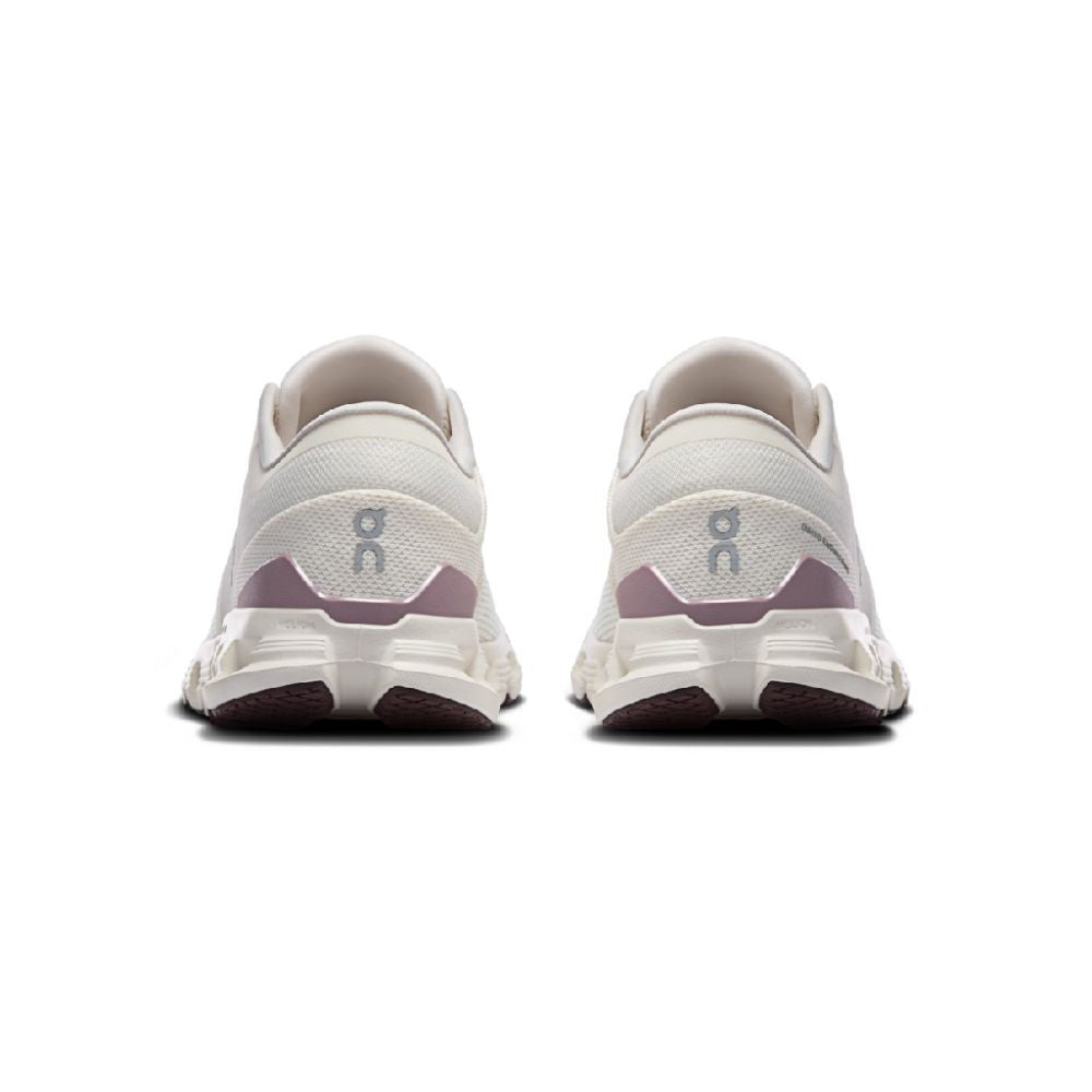 Tênis On Running Cloud X 4 - White Beige