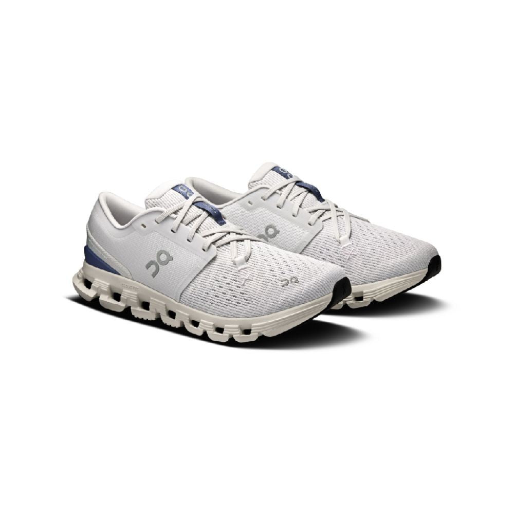 Tênis On Running Cloud X 4 - Gray