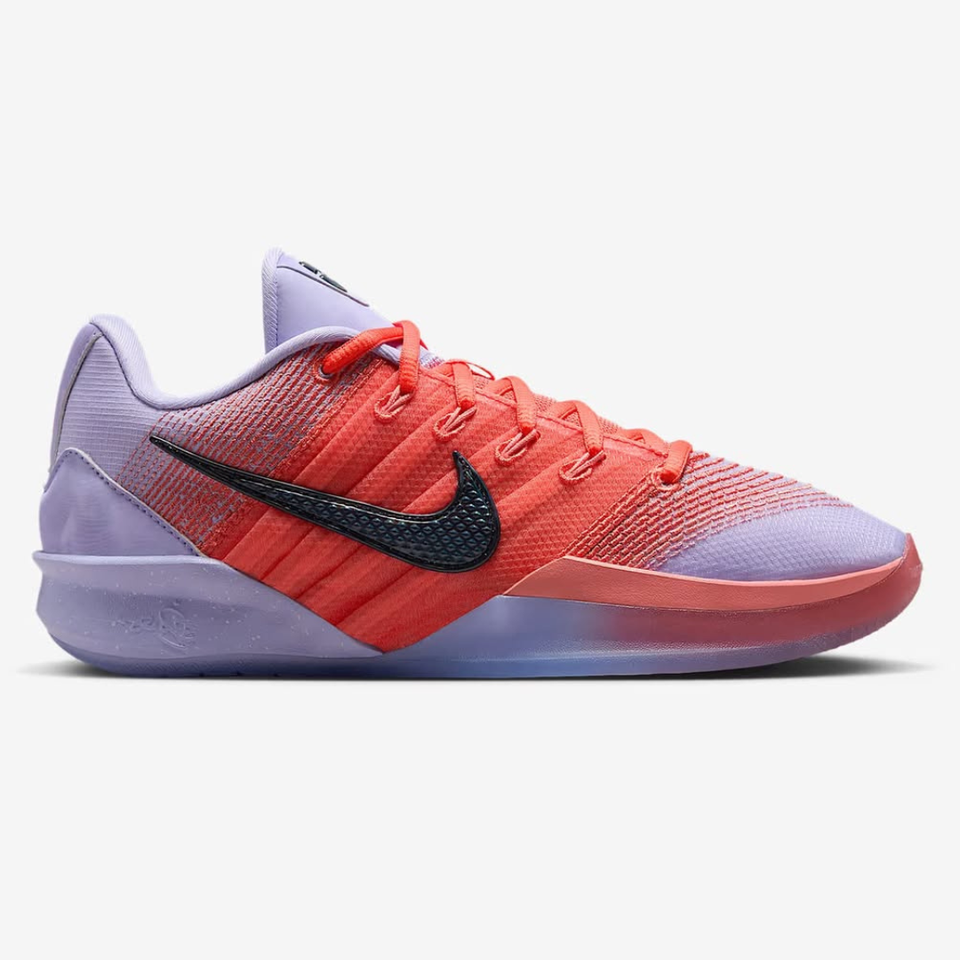 Tênis Nike Sabrina 3 - Radiant