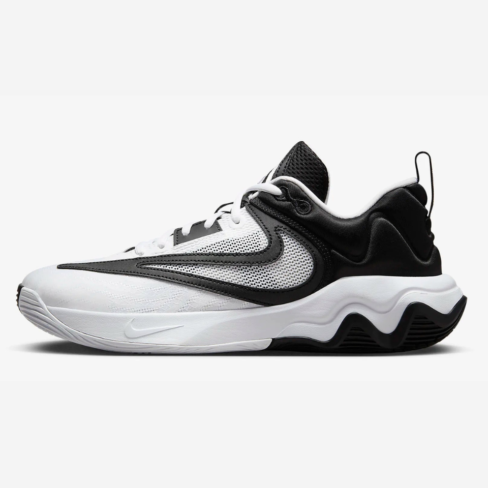 Tênis Nike Giannis Immortality 3 - Preto - Branco
