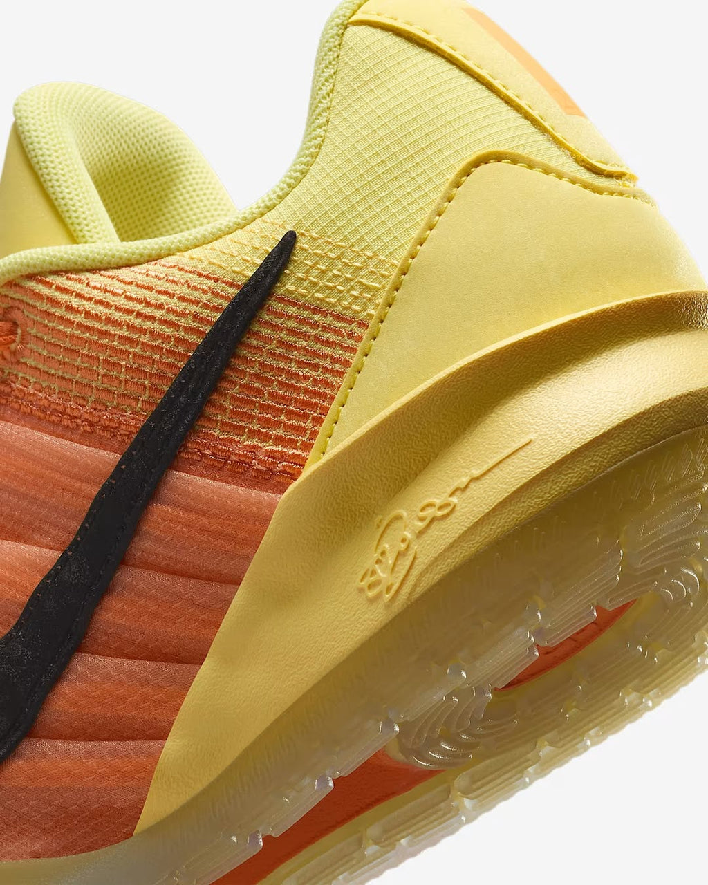Tênis Nike Sabrina 3 - Bring the Heat