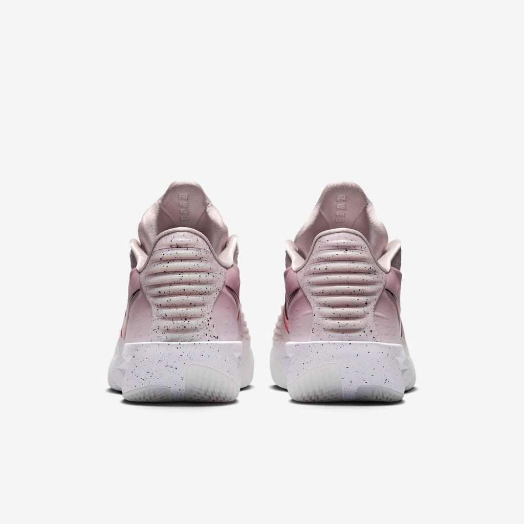 Tênis Nike G.T. Cut 3 - Beige - Pink