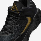 Tênis Nike Giannis Immortality 4 - Dourado - Preto