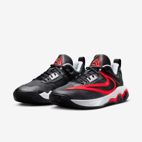 Tênis Nike Giannis Immortality 3 - Preto - Vermelho