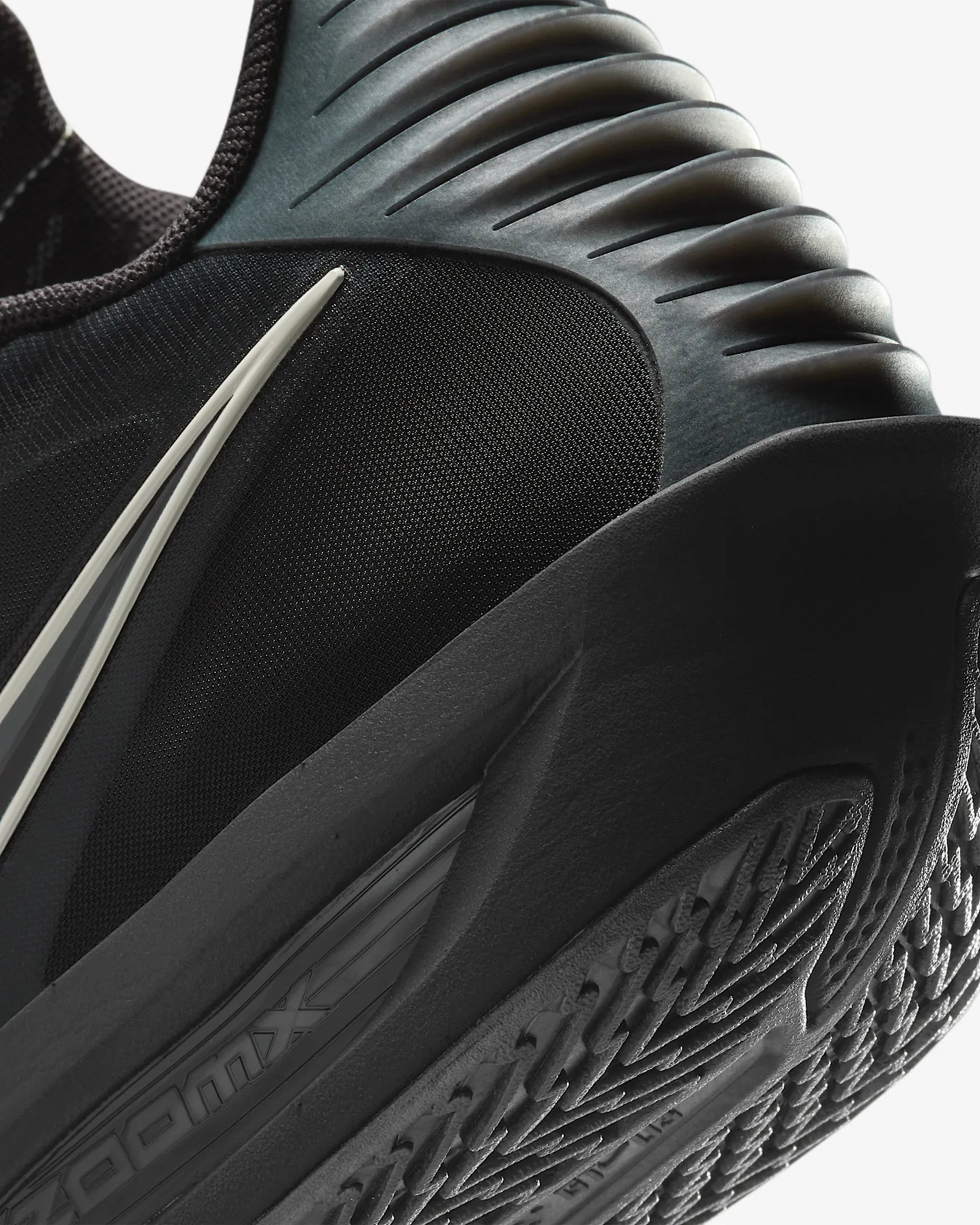 Tênis Nike G.T. Cut 3 - Black