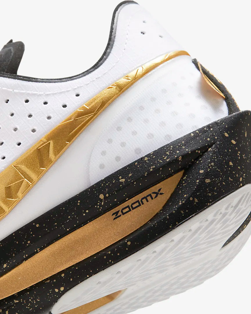 Tênis Nike G.T. Cut 3 - Gold - White