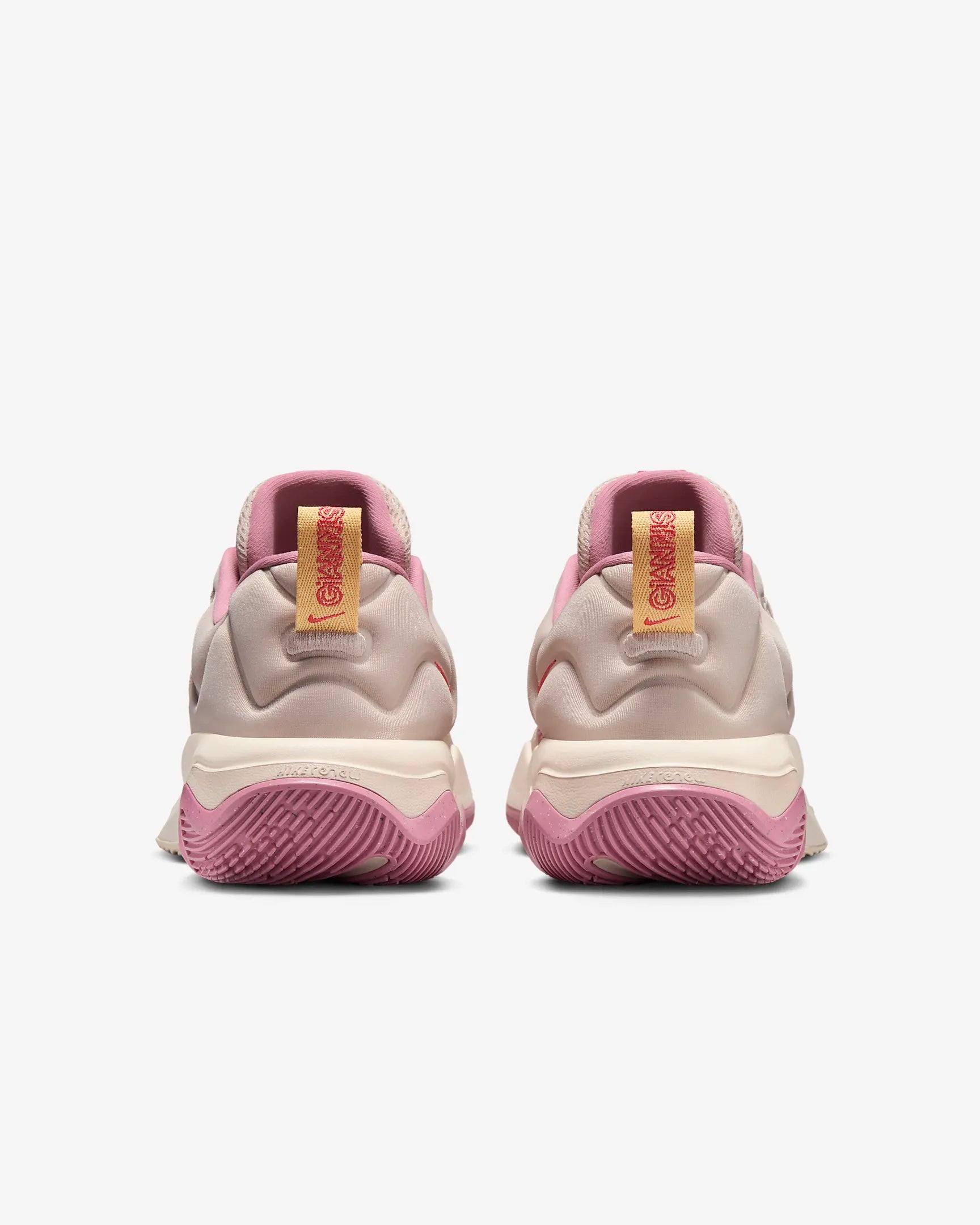 Tênis Nike Giannis Immortality 3 - Bege - Roxo