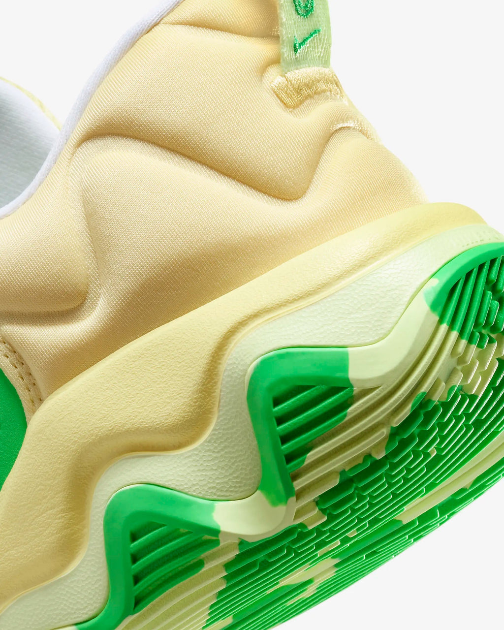 Tênis Nike Giannis Immortality 3 - Amarelo - Verde