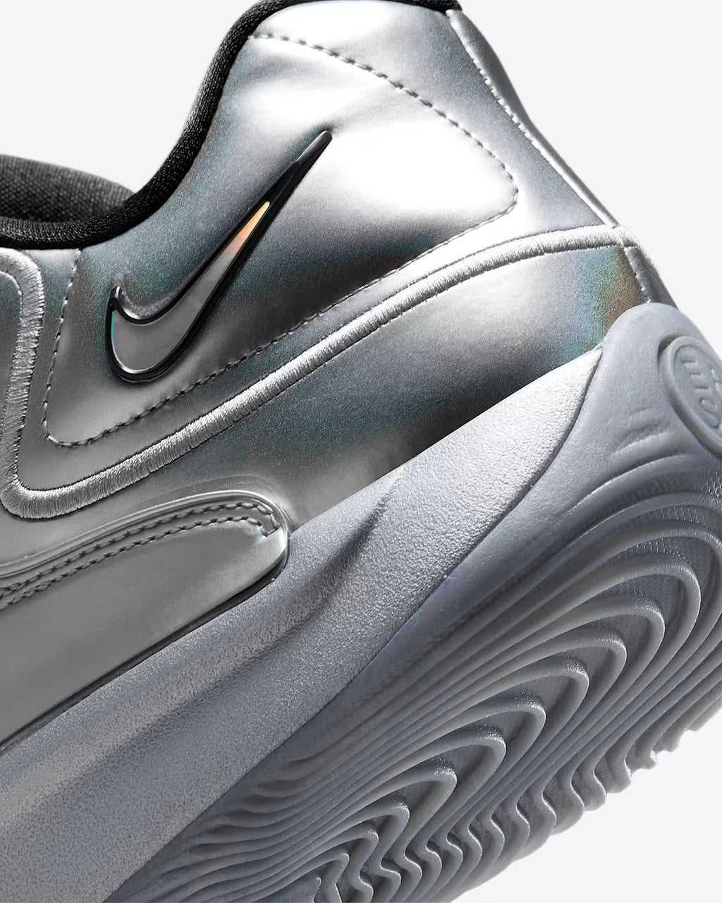 Tenis Nike KD18 - Prata