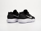 Tênis Nike Hyperdunk 2017 Low "Black/White"